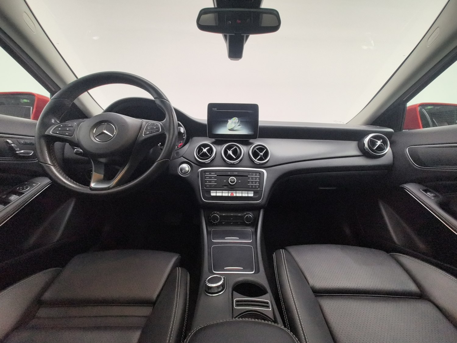 Used Mercedes-Benz GLA 2017 1.6 AT