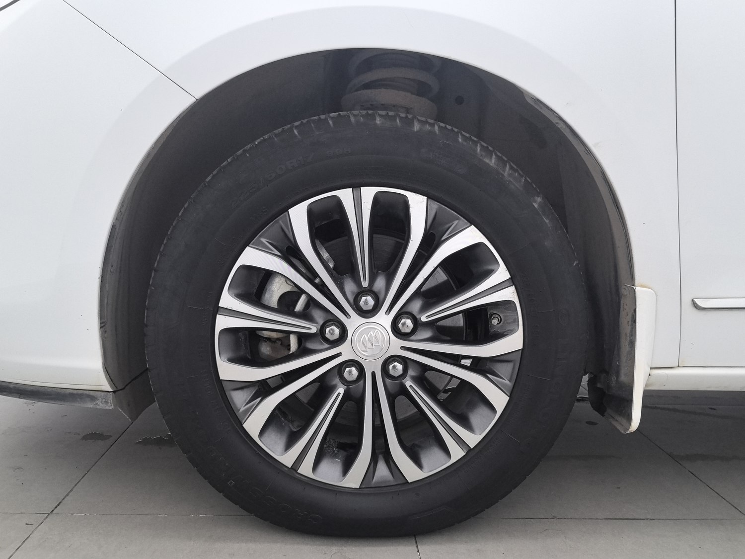 Used Buick GL8 2022 2.0 AT