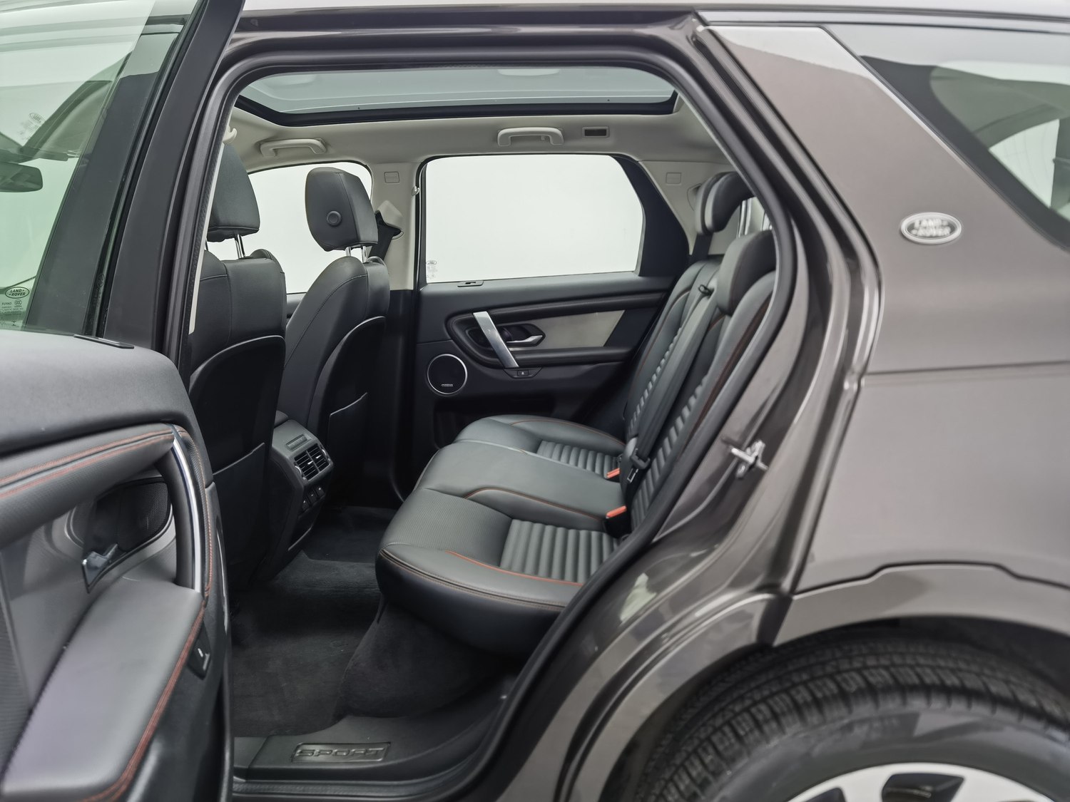 Used Land Rover Discovery Sport 2022 2.0 AT