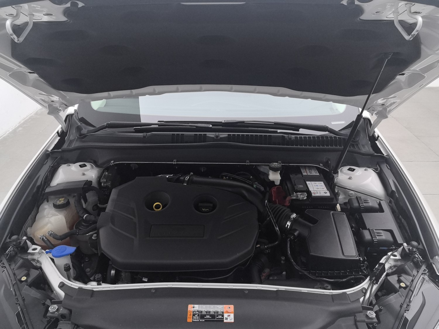 Used Ford Mondeo 2018 2.0 AT
