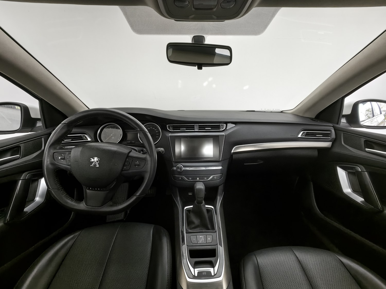 Used Peugeot 408 2016 1.6 AT