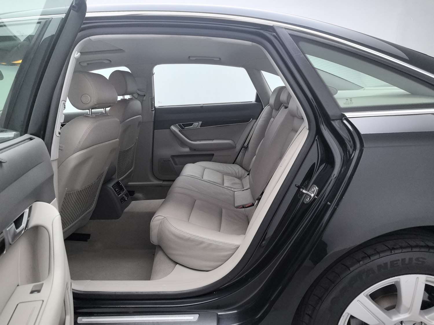 Used Audi A6L 2010 2.4 AT