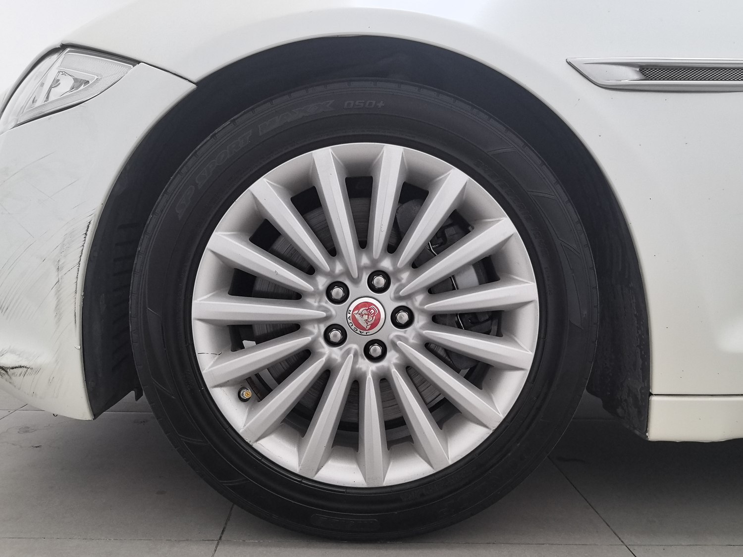 Used Jaguar XJ 2015 2.0 AT