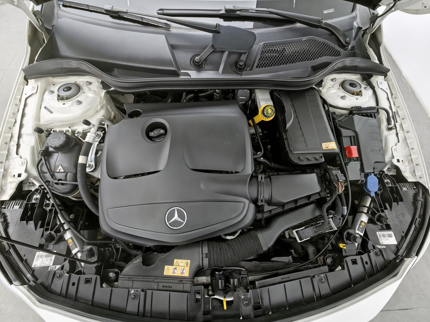 Used Mercedes-Benz GLA 2015 2.0 AT