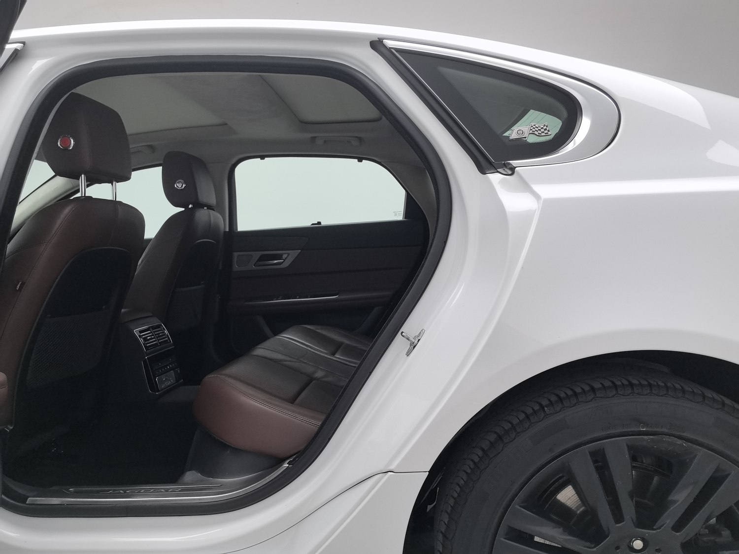 Used Jaguar XFL 2018 2.0 AT