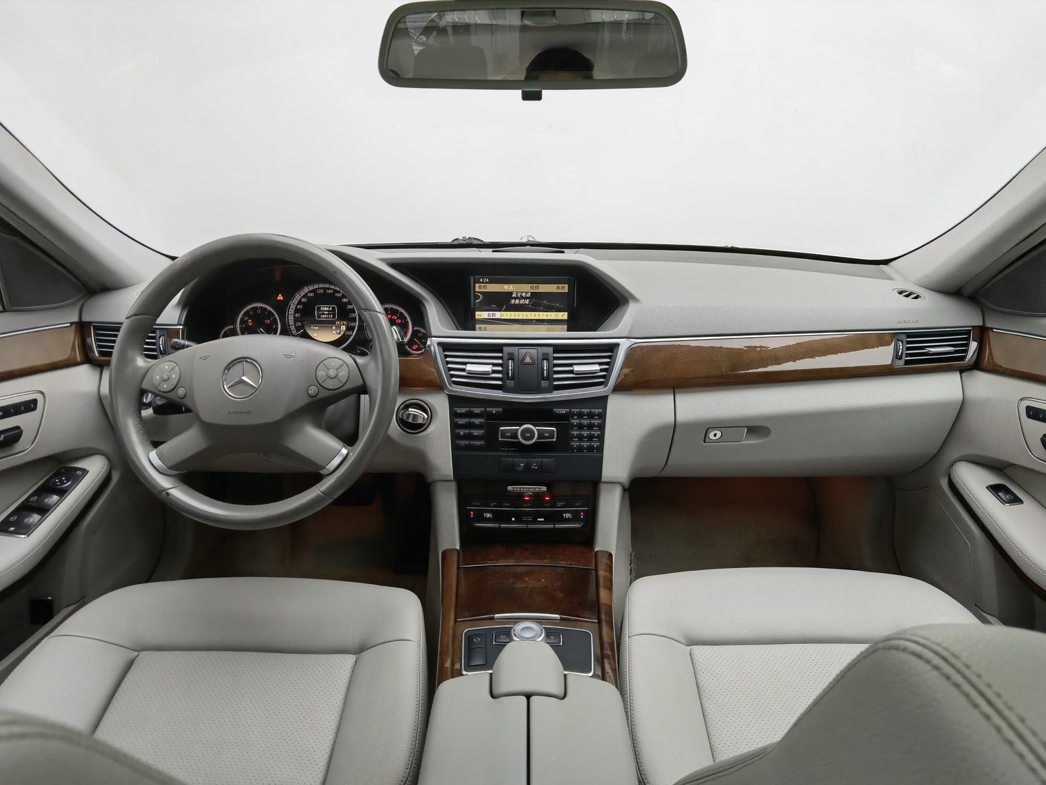 Used Mercedes-Benz E-Class 2012 1.8 AT