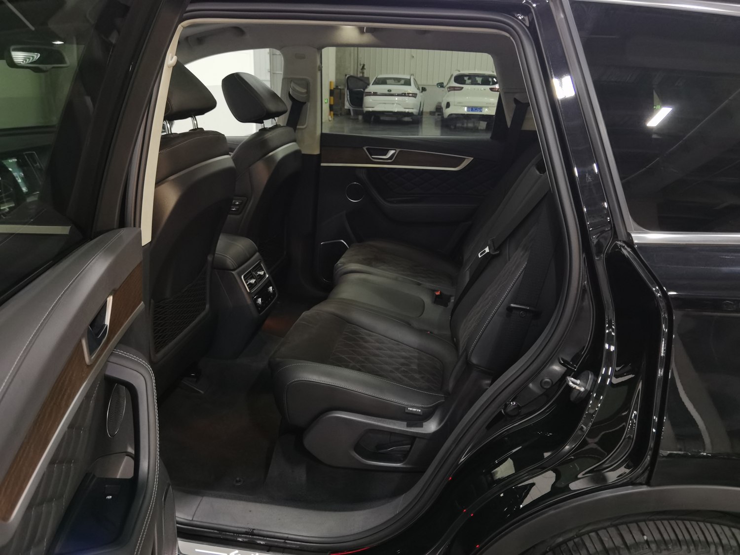 Used Hongqi HS7 2021 2.0 AT