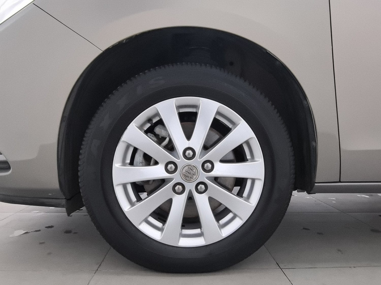Used Buick GL8 2017 2.5 AT