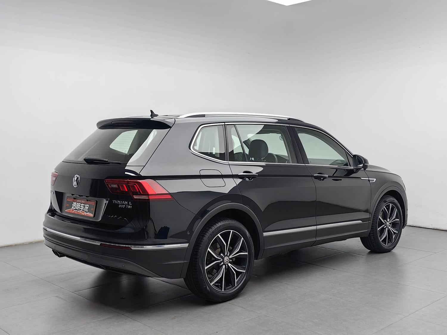 Used Volkswagen Tiguan L 2020 2.0 AT