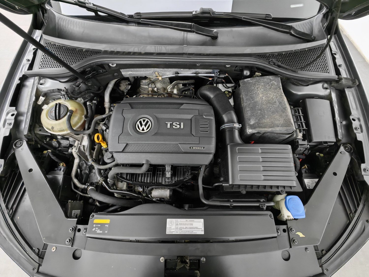 Used Volkswagen Magotan 2017 1.8 AT