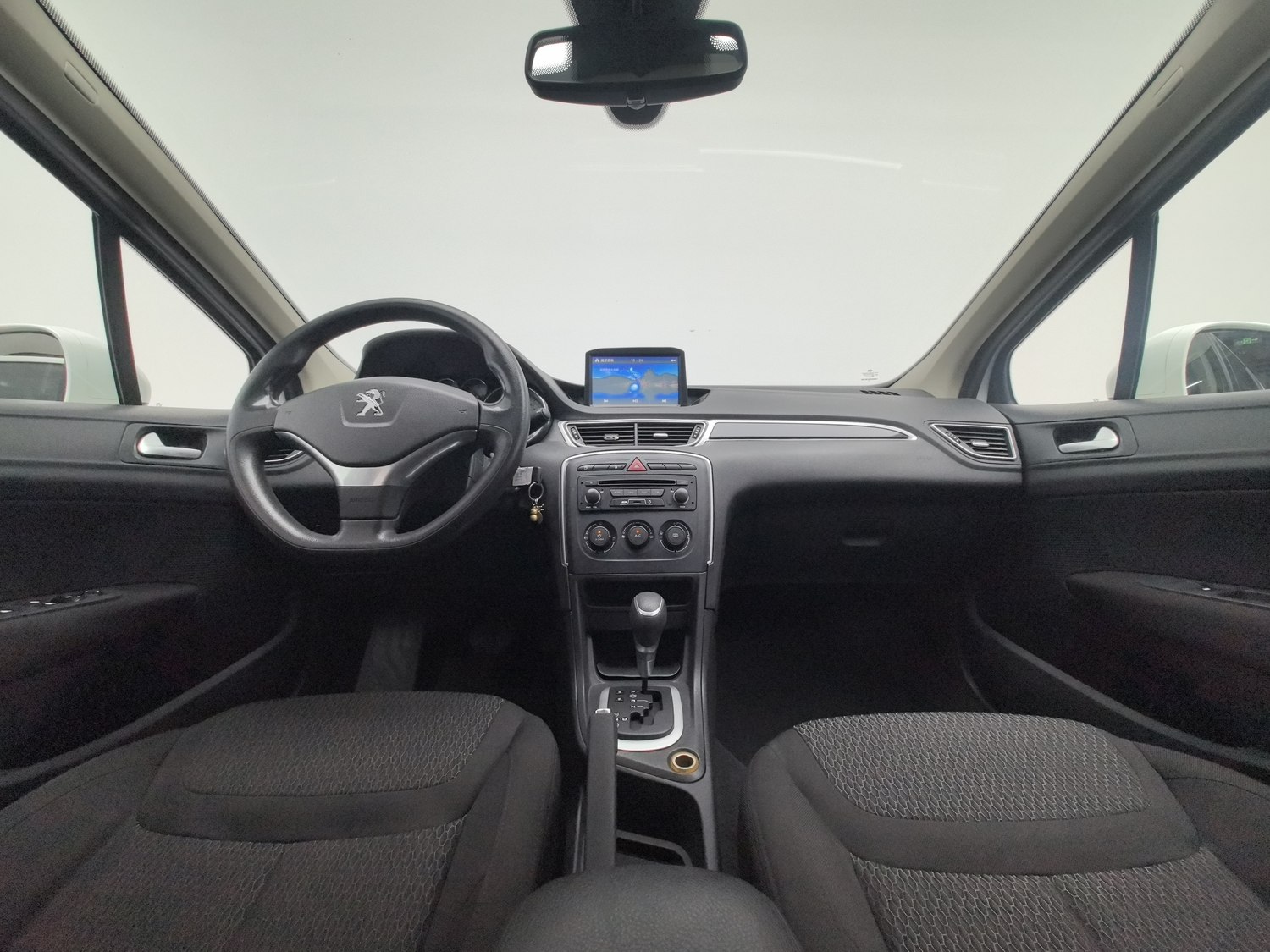 Used Peugeot 308 2014 1.6 AT