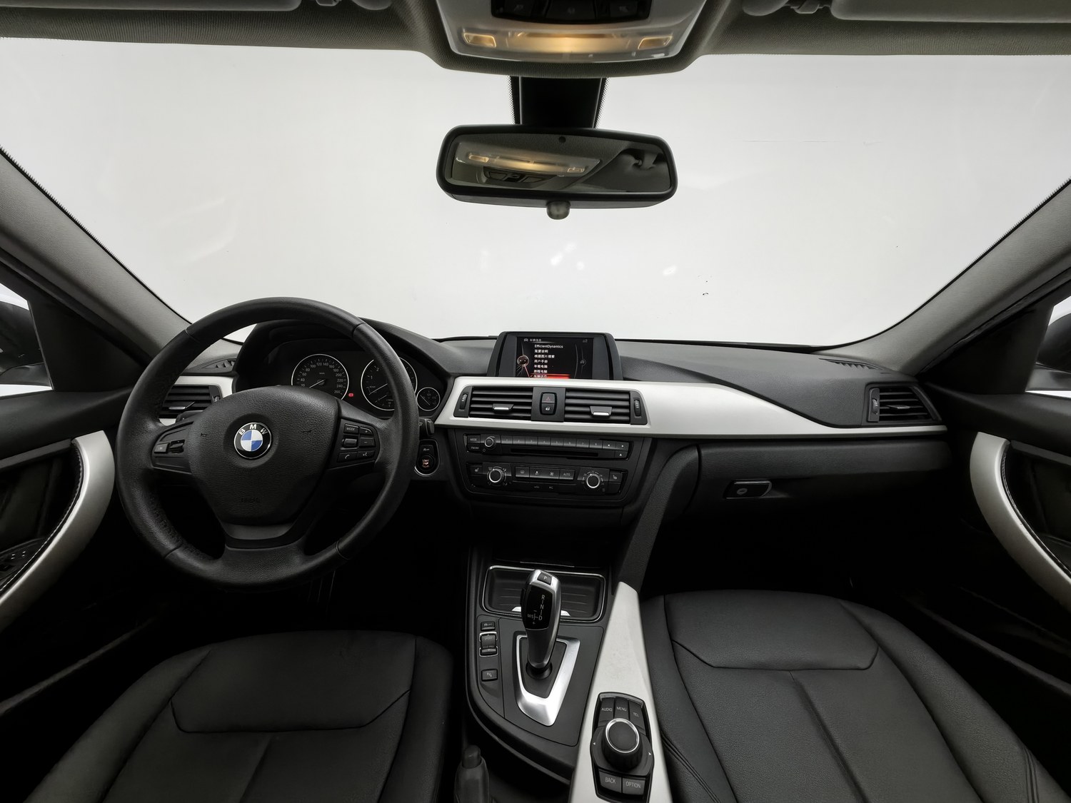 Used BMW 3 Series 2015 1.6 AT