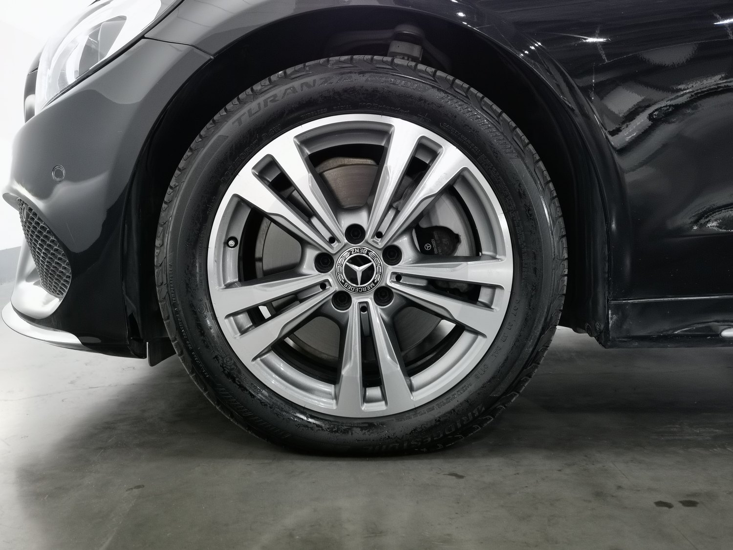 Used Mercedes-Benz C-Class 2018 2.0 AT