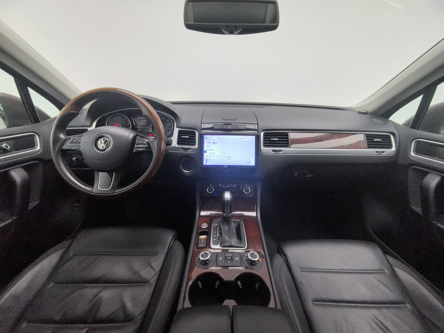 Used Volkswagen Touareg (Imported) 2011 3.0 AT
