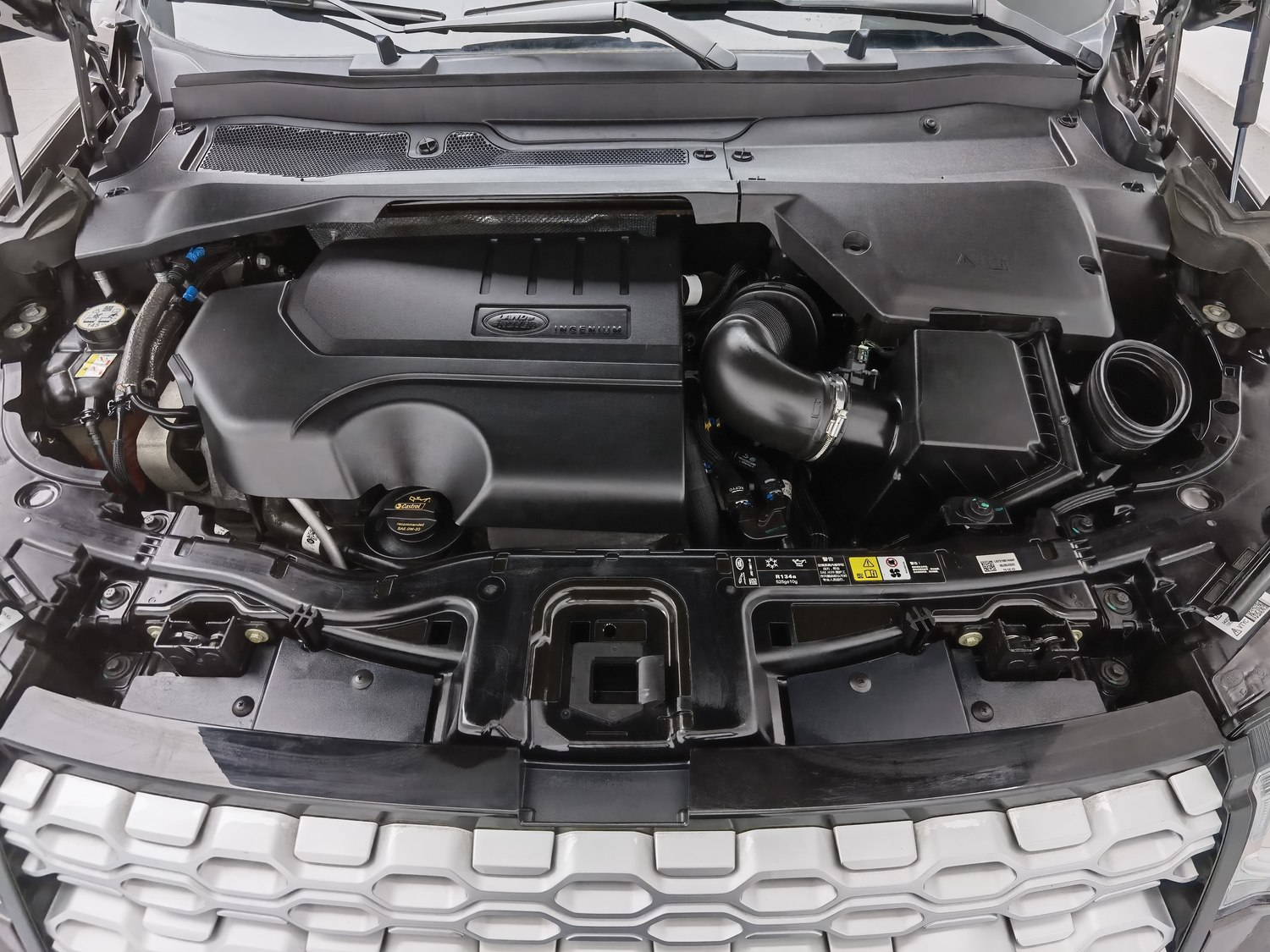 Used Land Rover Discovery Sport 2022 2.0 AT