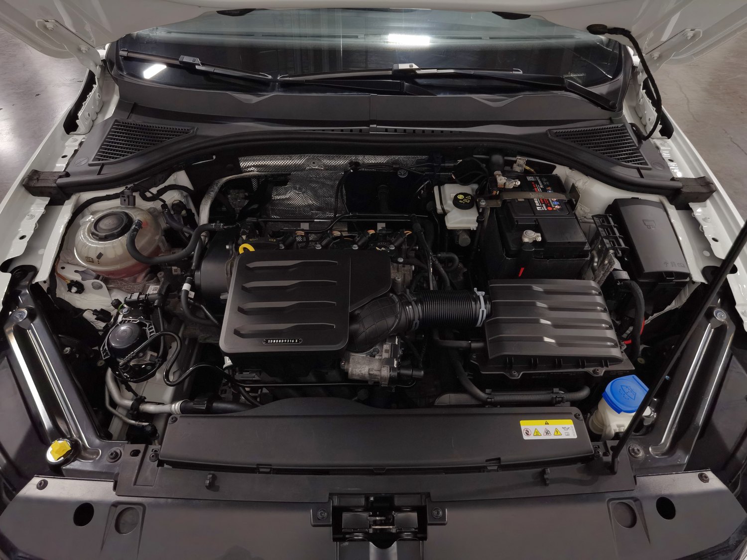Used Volkswagen Bora 2021 1.5 AT