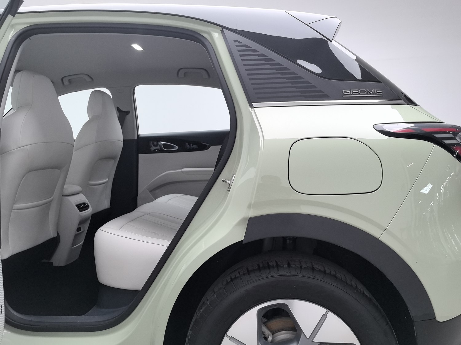 Used Geely Galaxy Xingyuan 2025