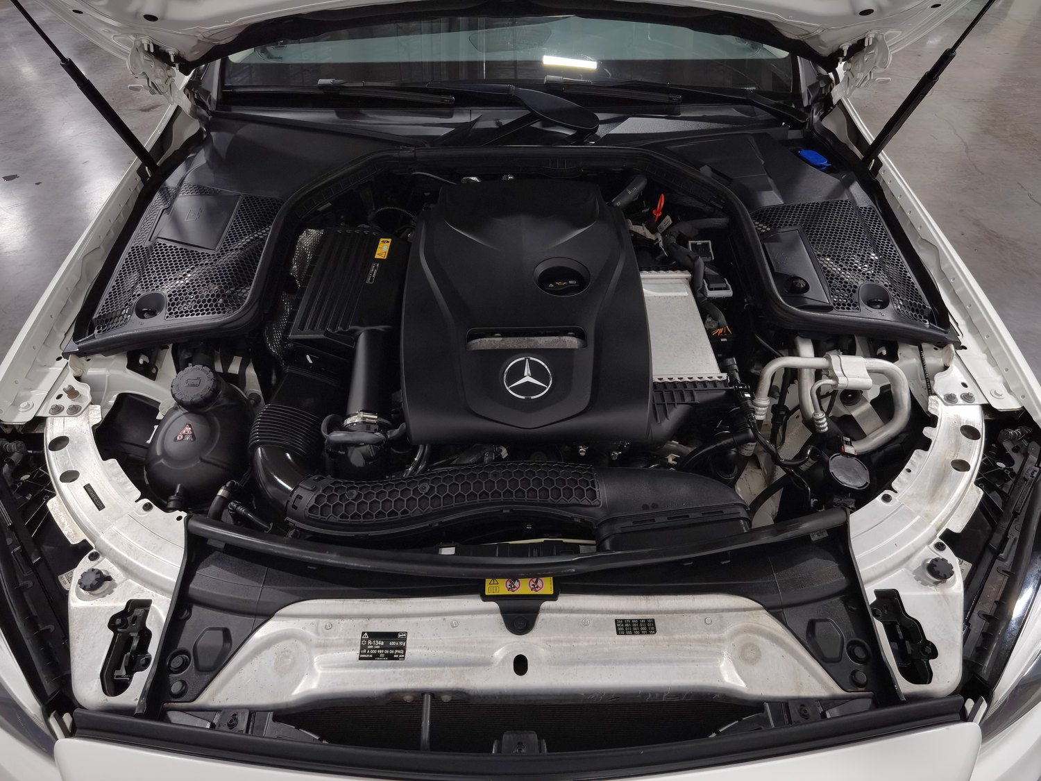 Used Mercedes-Benz C-Class 2019 1.6 AT