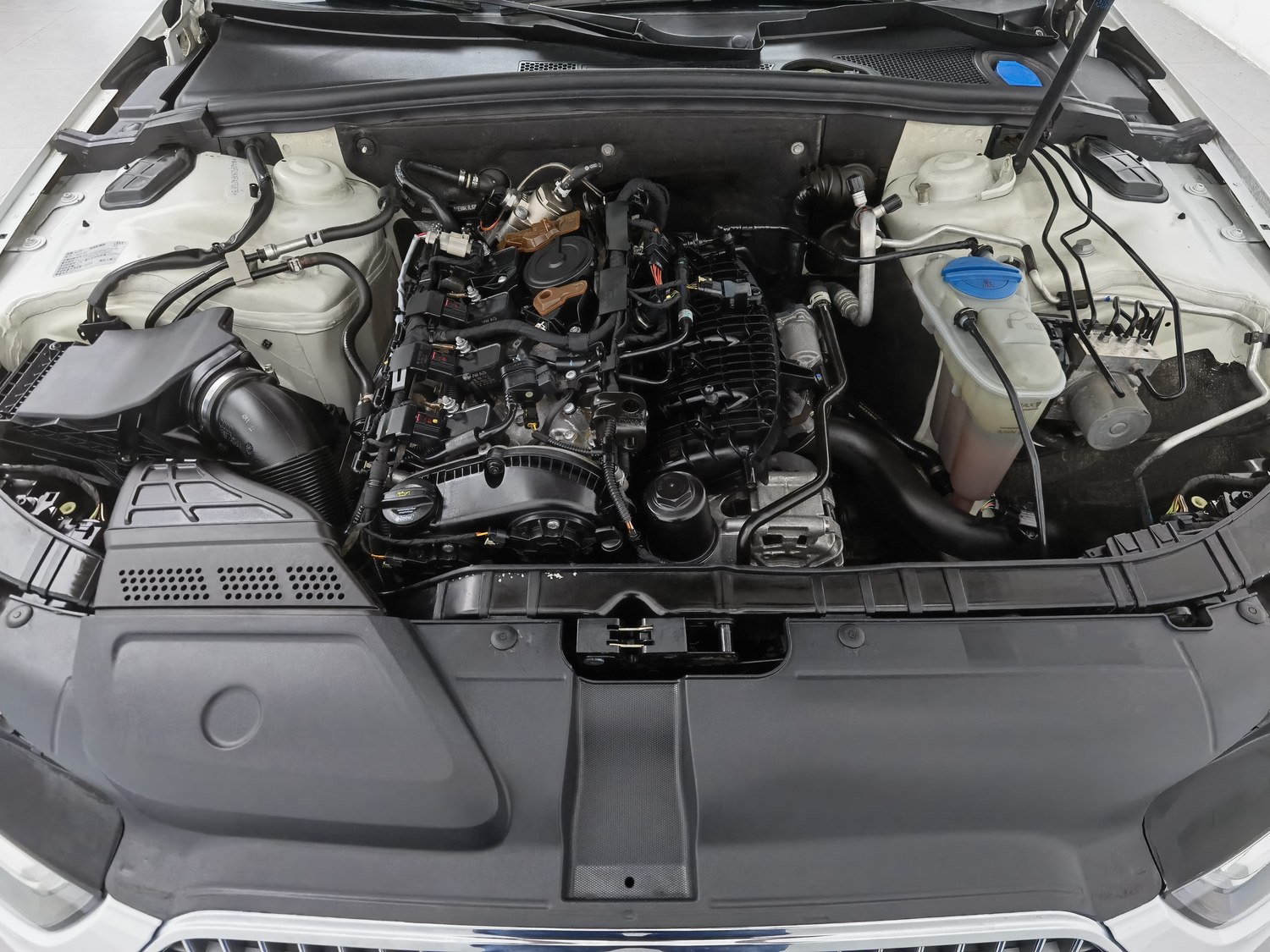 Used Audi A4 (Imported) 2014 2.0 AT