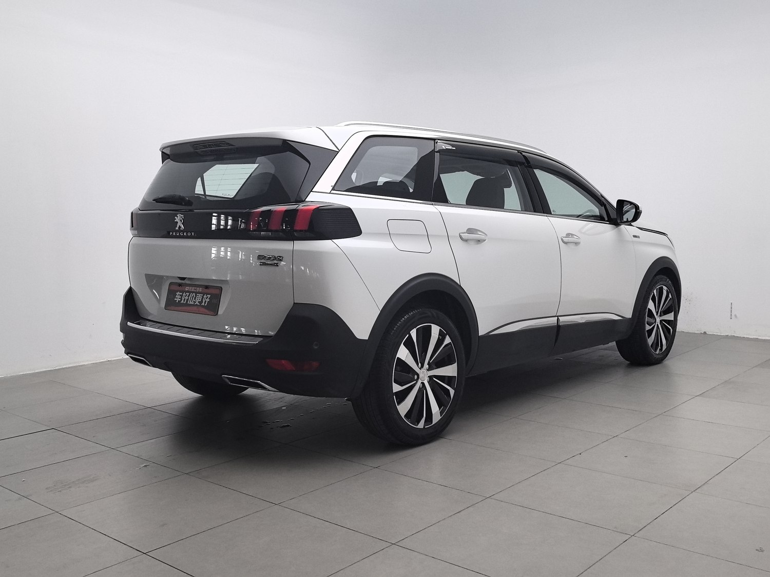 Used Peugeot 5008 2017 1.8 AT