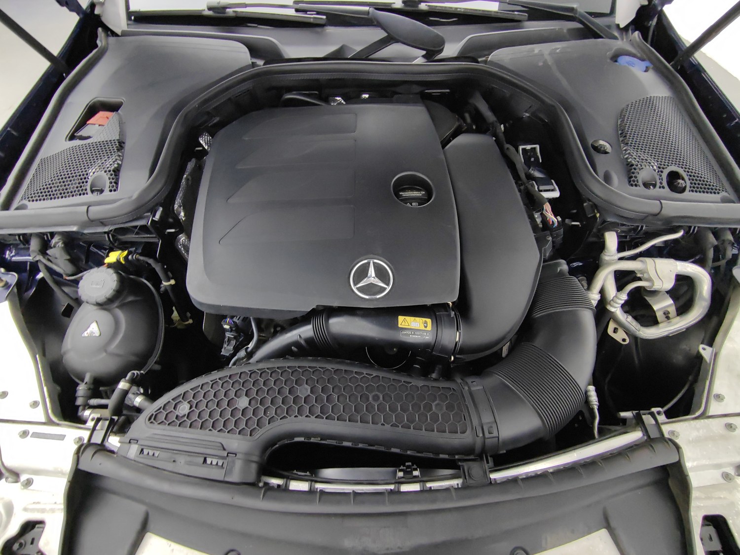 Used Mercedes-Benz E-Class 2020 2.0 AT