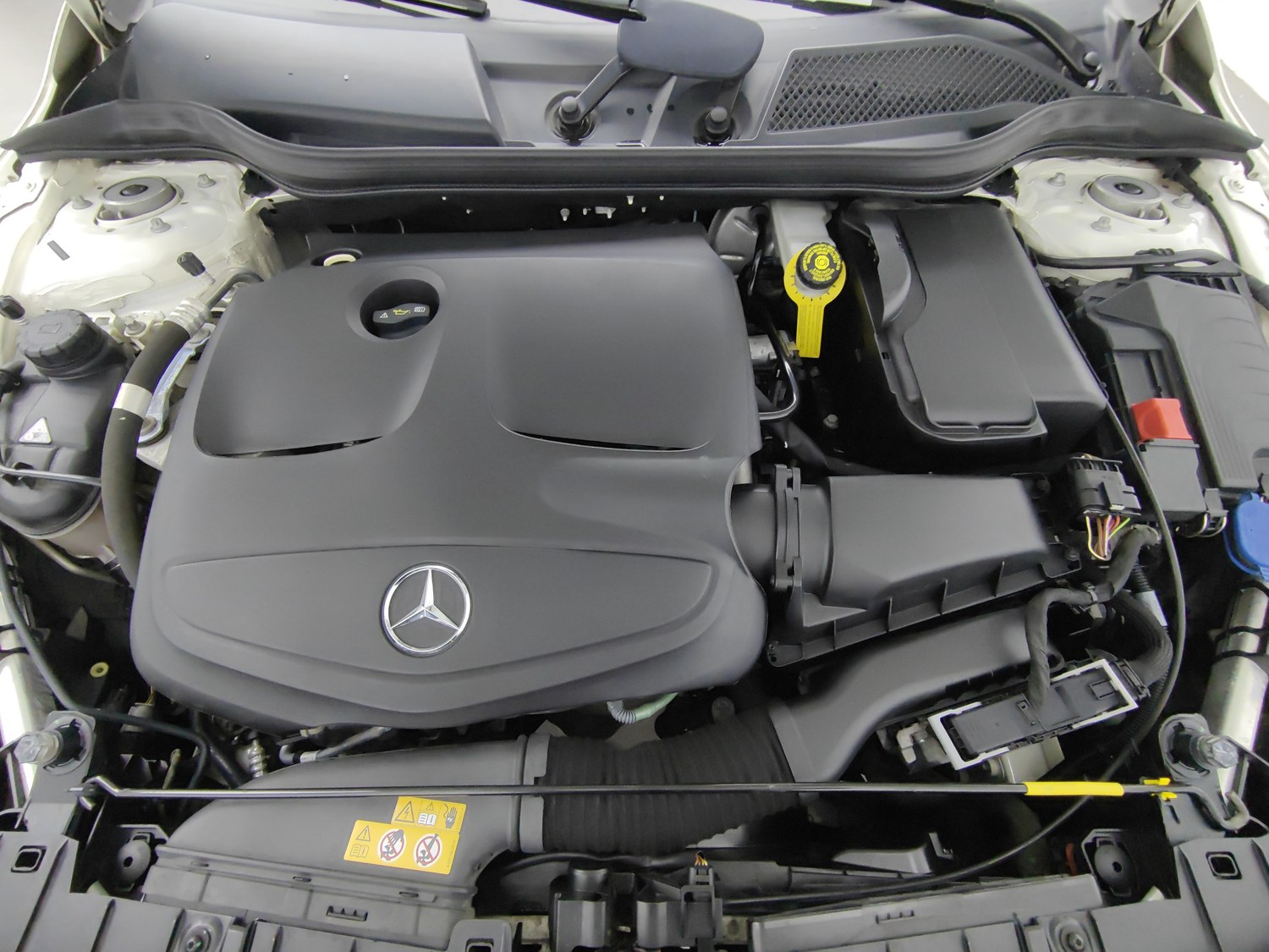 Used Mercedes-Benz GLA 2016 1.6 AT