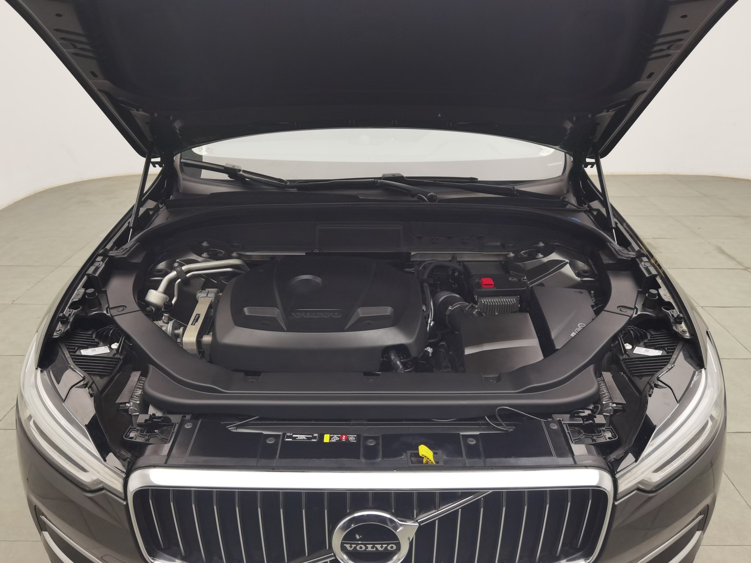 Used Volvo XC60 2020 2.0 AT