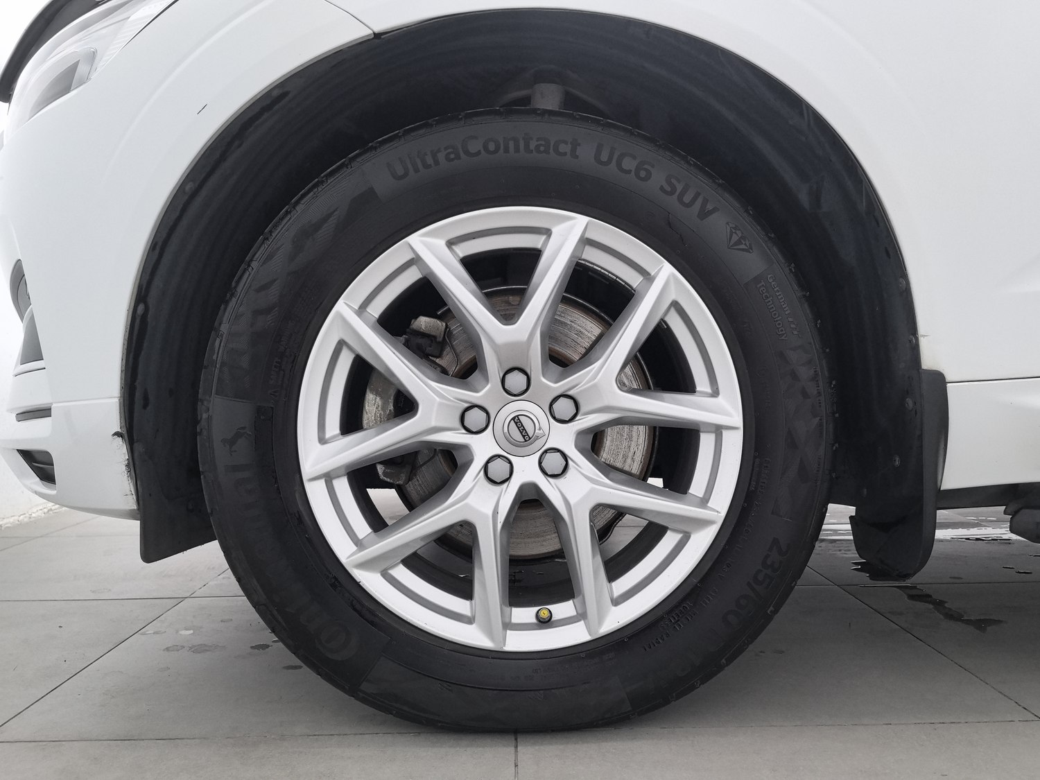 Used Volvo XC60 2019 2.0 AT