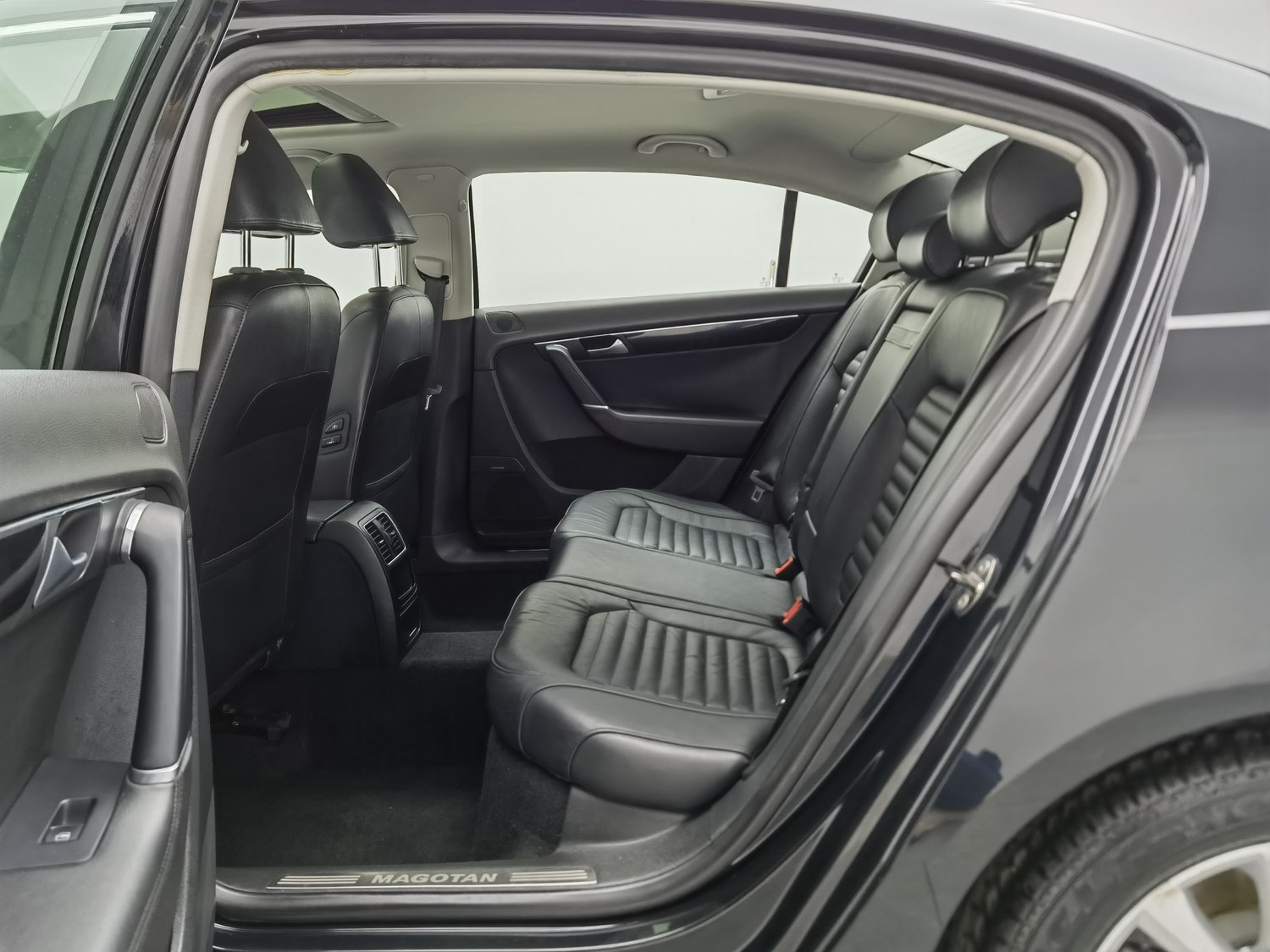 Used Volkswagen Magotan 2013 1.8 AT