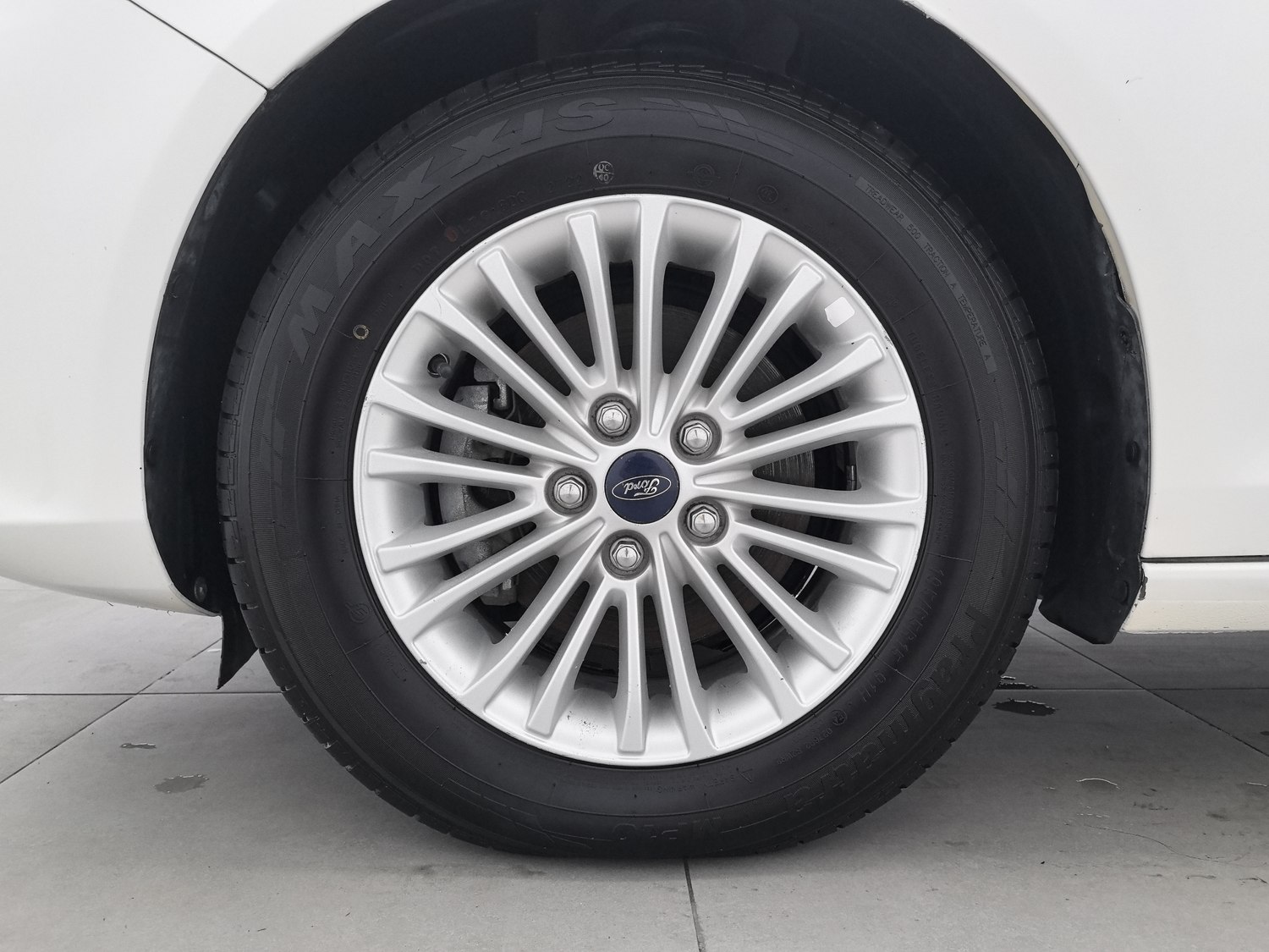Used Ford Escort 2015 1.5 MT