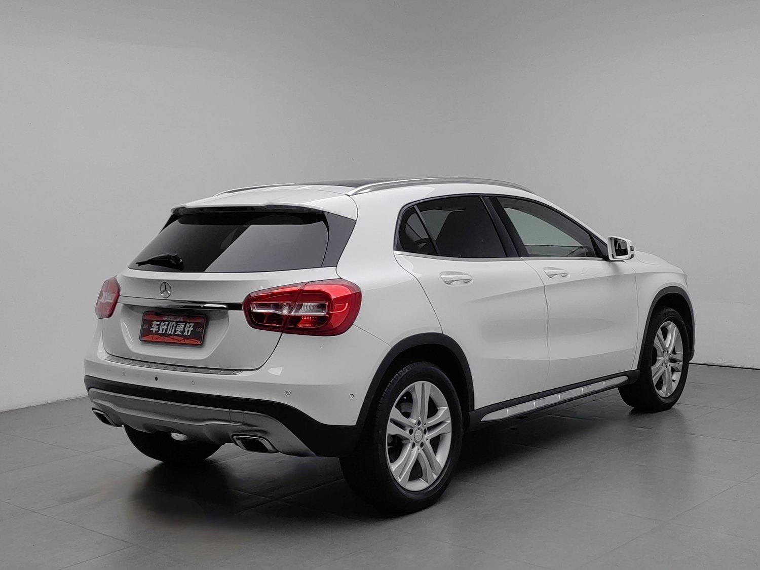 Used Mercedes-Benz GLA 2016 1.6 AT