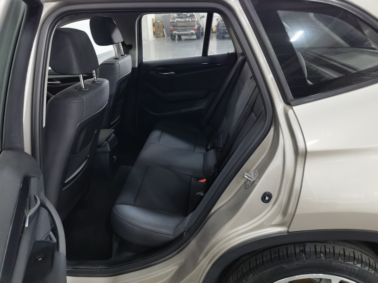 Used BMW X1 2015 2.0 AT