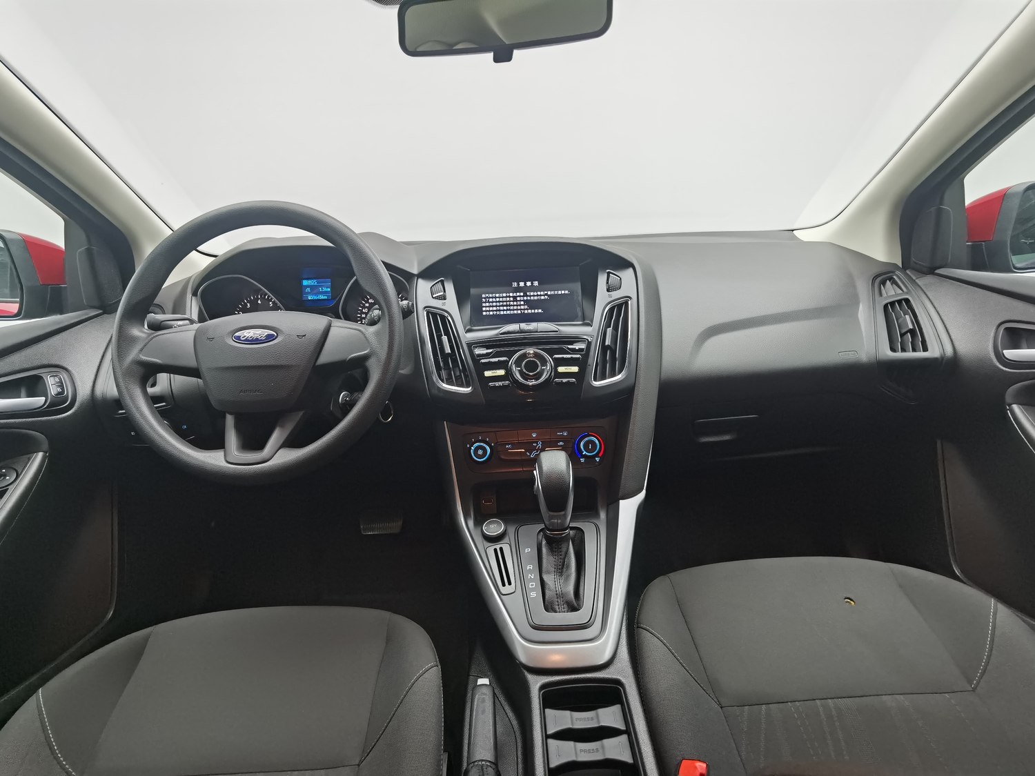 Used Ford Focus 2017 1.6 AT