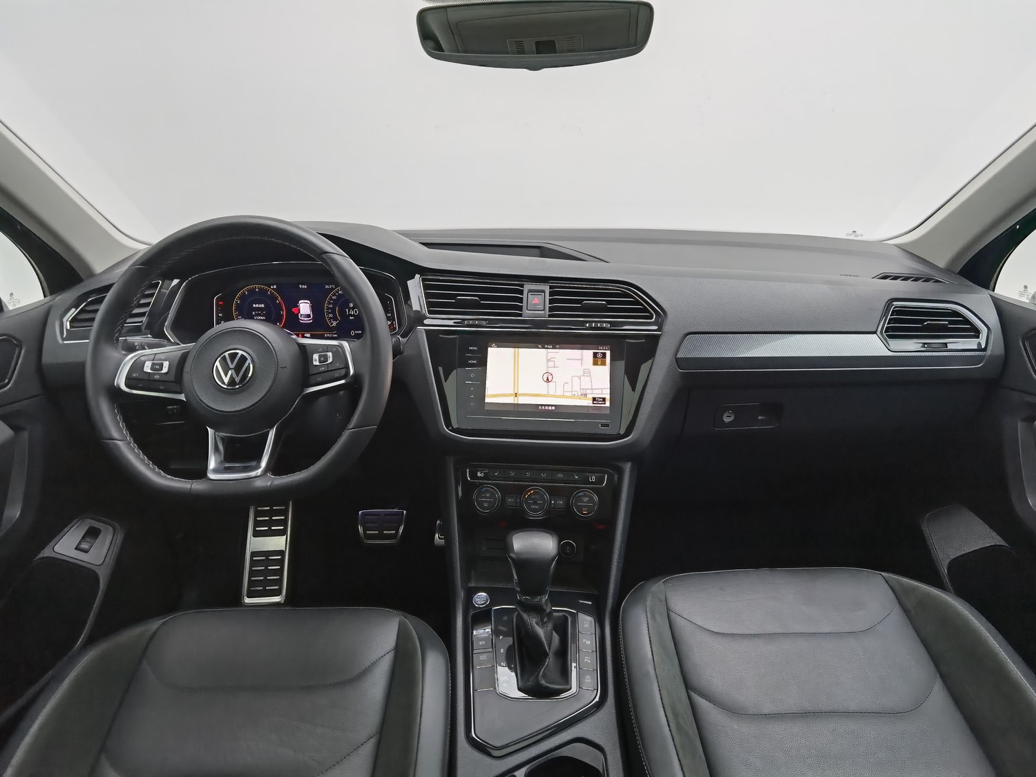 Used Volkswagen Tiguan L 2021 2.0 AT