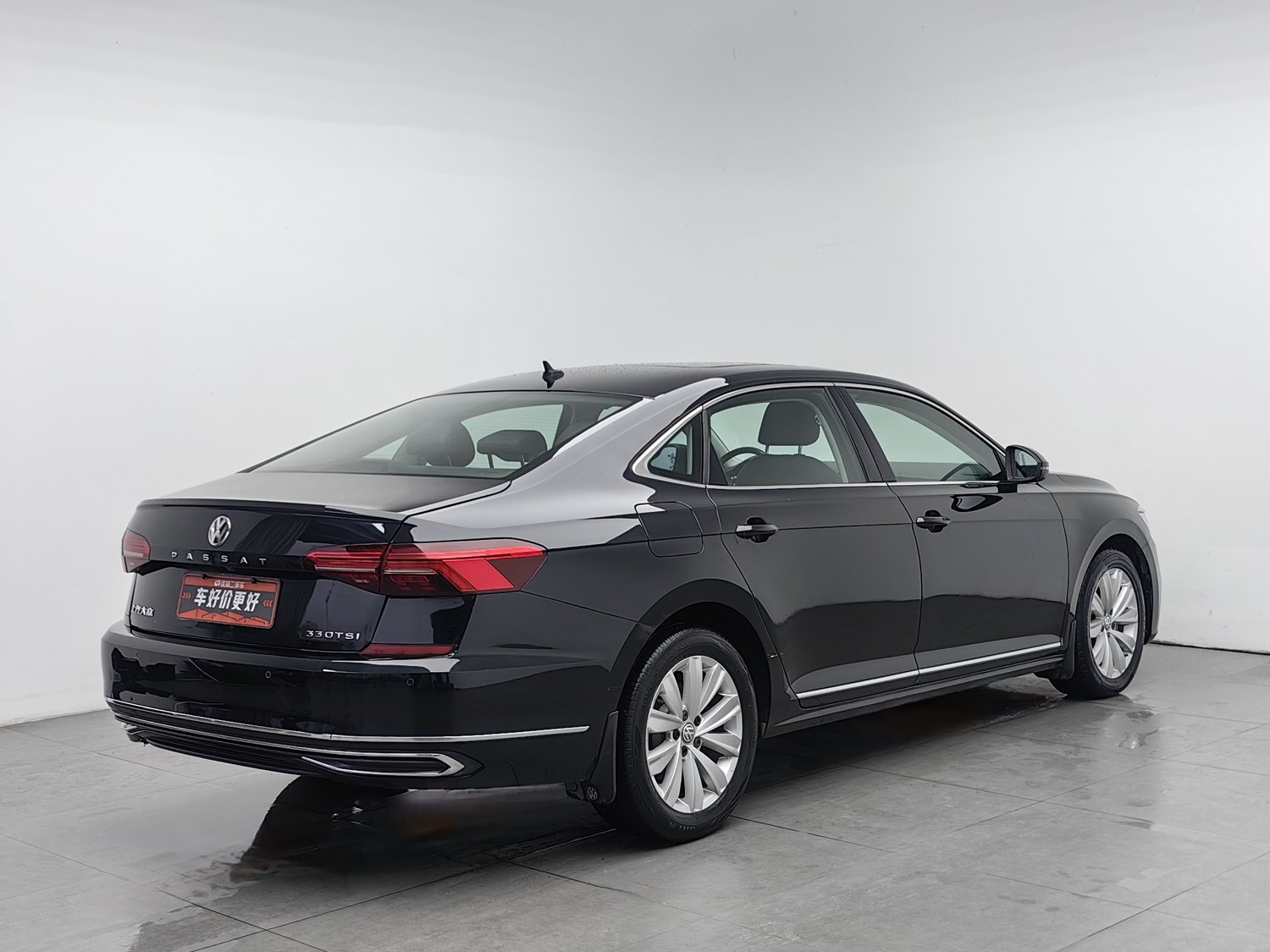 Used Volkswagen Passat 2019 2.0 AT