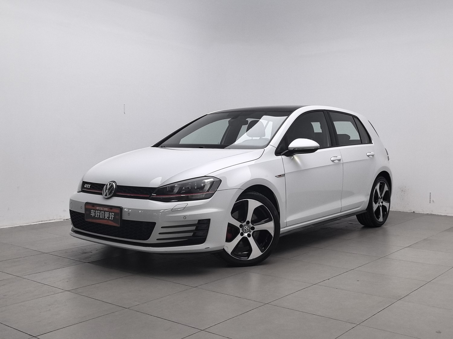 Used Volkswagen Golf GTI 2016 2.0 AT