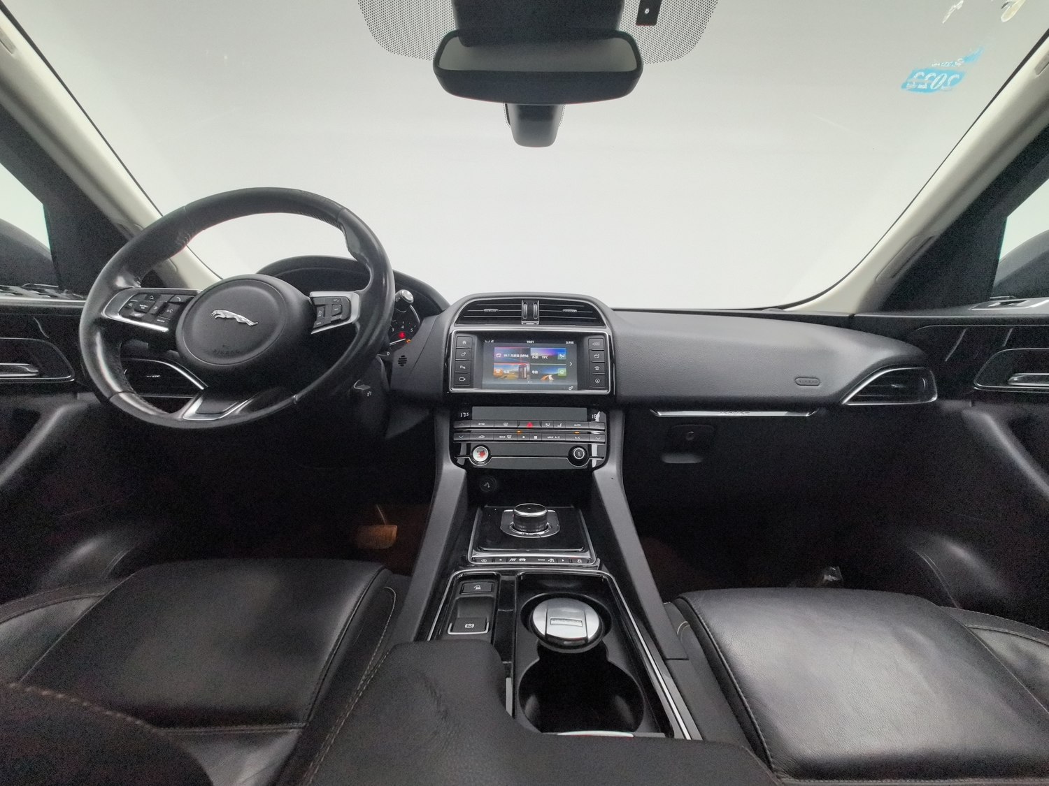 Used Jaguar F-PACE 2018 2.0 AT