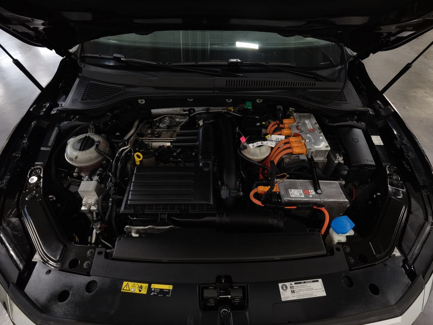 Used Volkswagen Passat EV 2020 1.4 AT