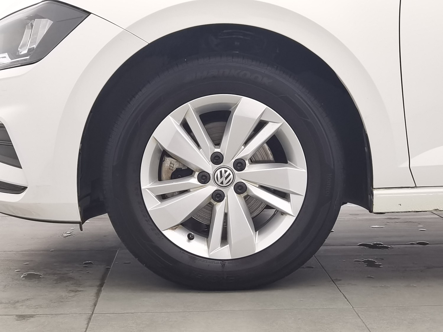 Used Volkswagen Polo 2019 1.5 AT