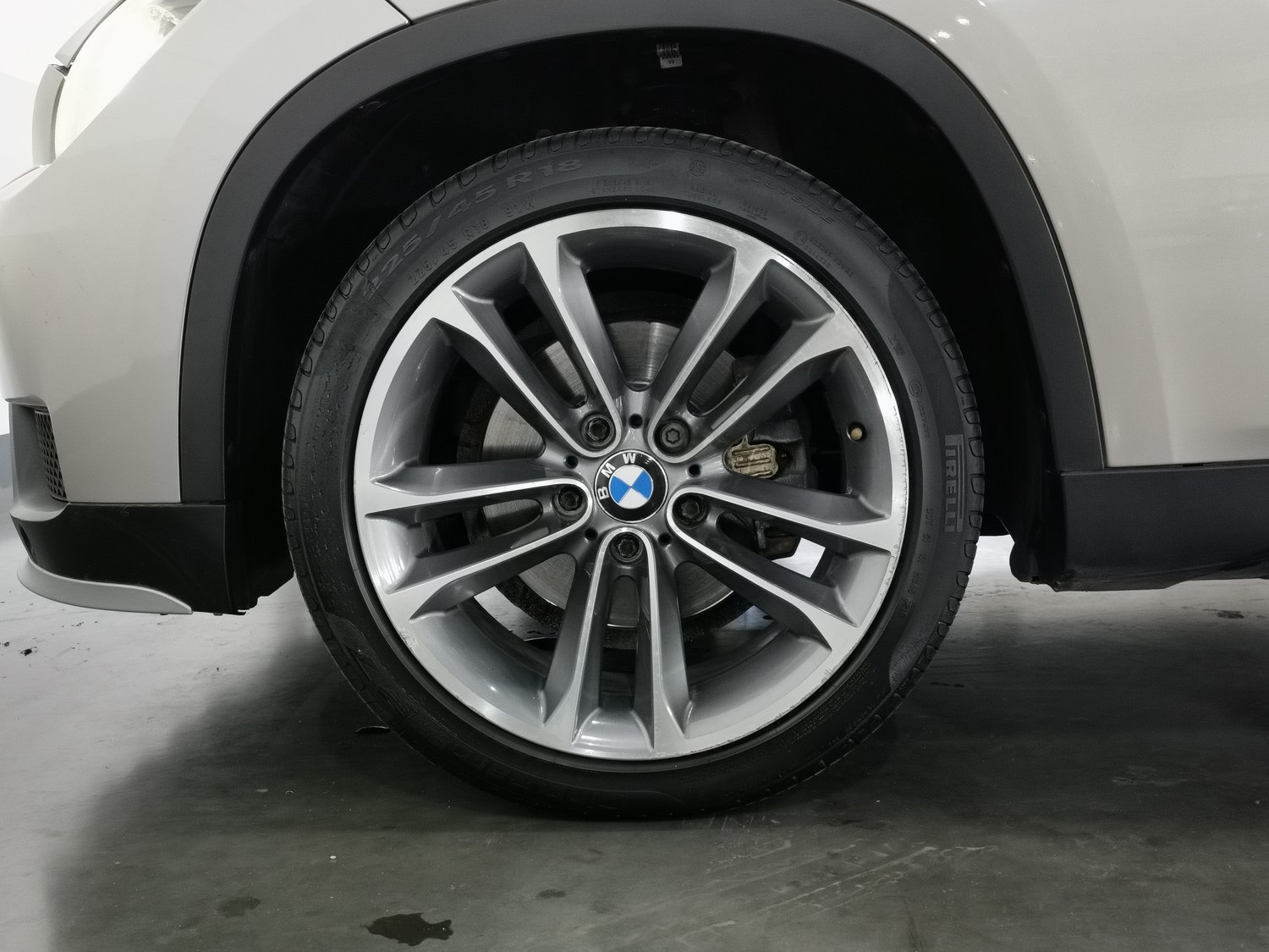 Used BMW X1 2015 2.0 AT