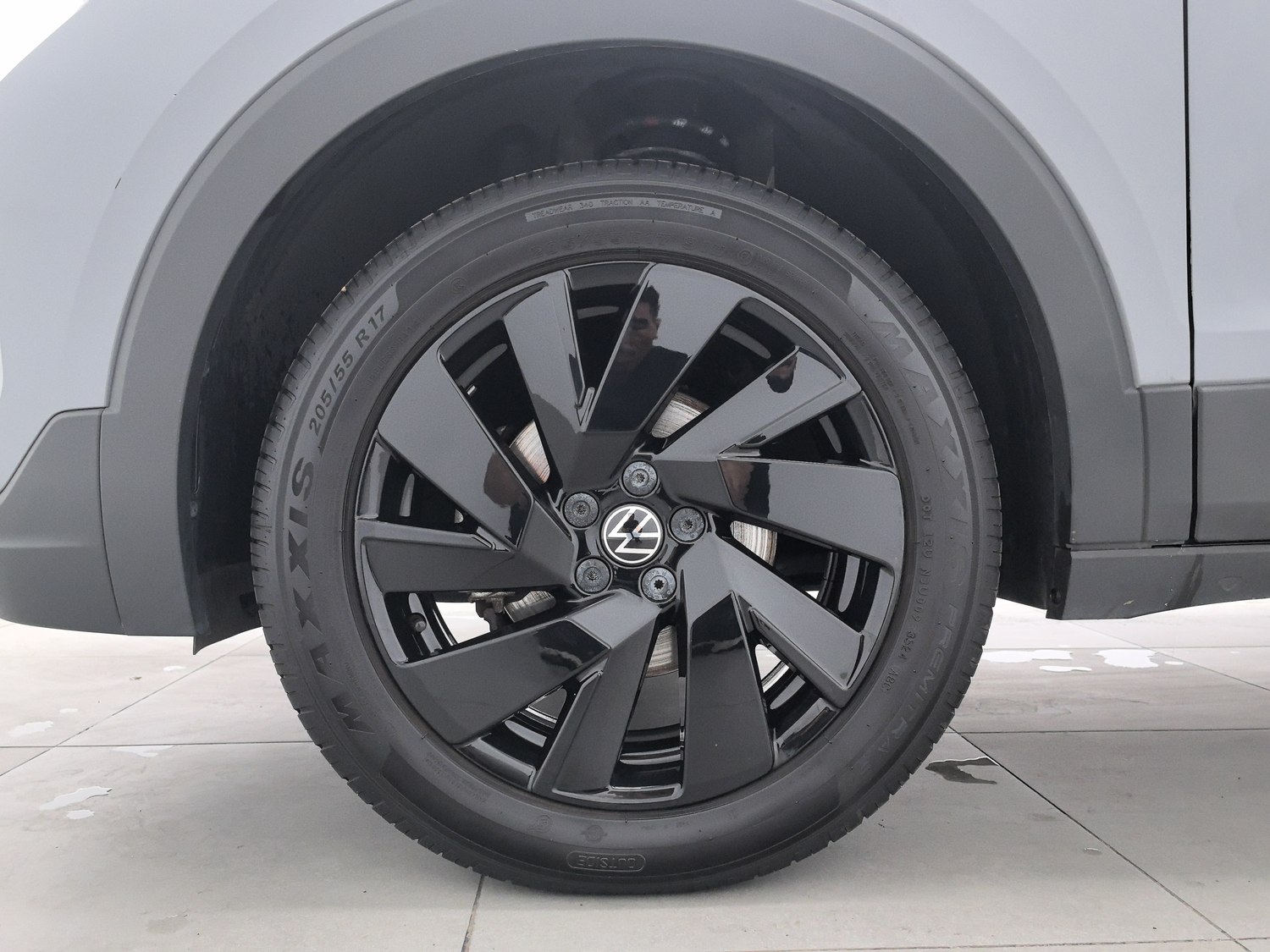 Used Volkswagen Tharu L 2025 1.5 AT