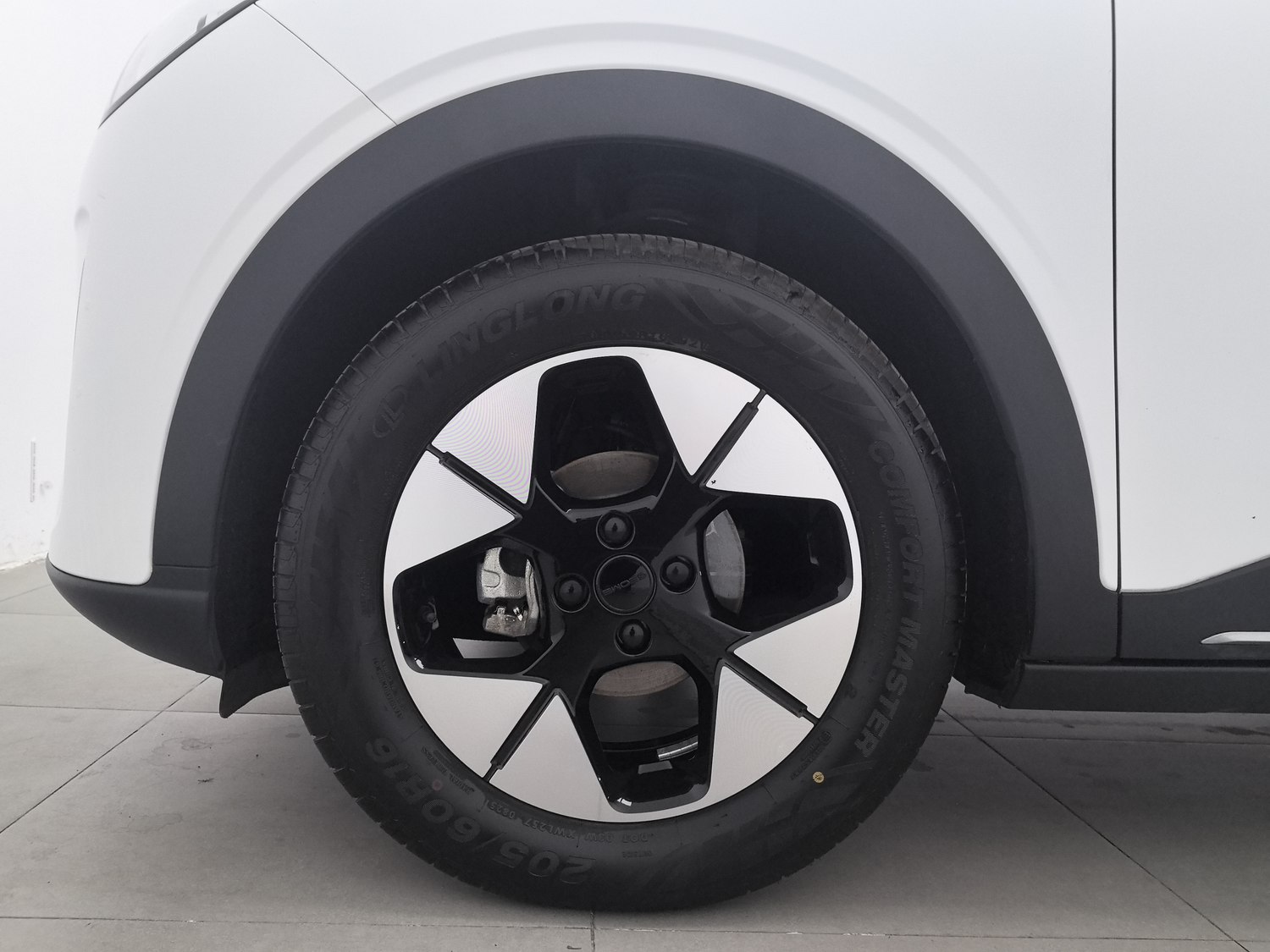 Used Geely Galaxy Xingyuan 2025