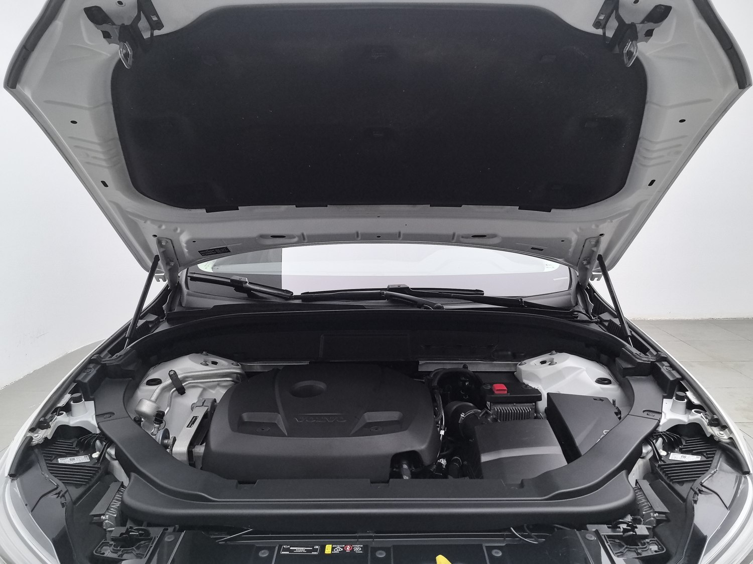 Used Volvo XC60 2019 2.0 AT