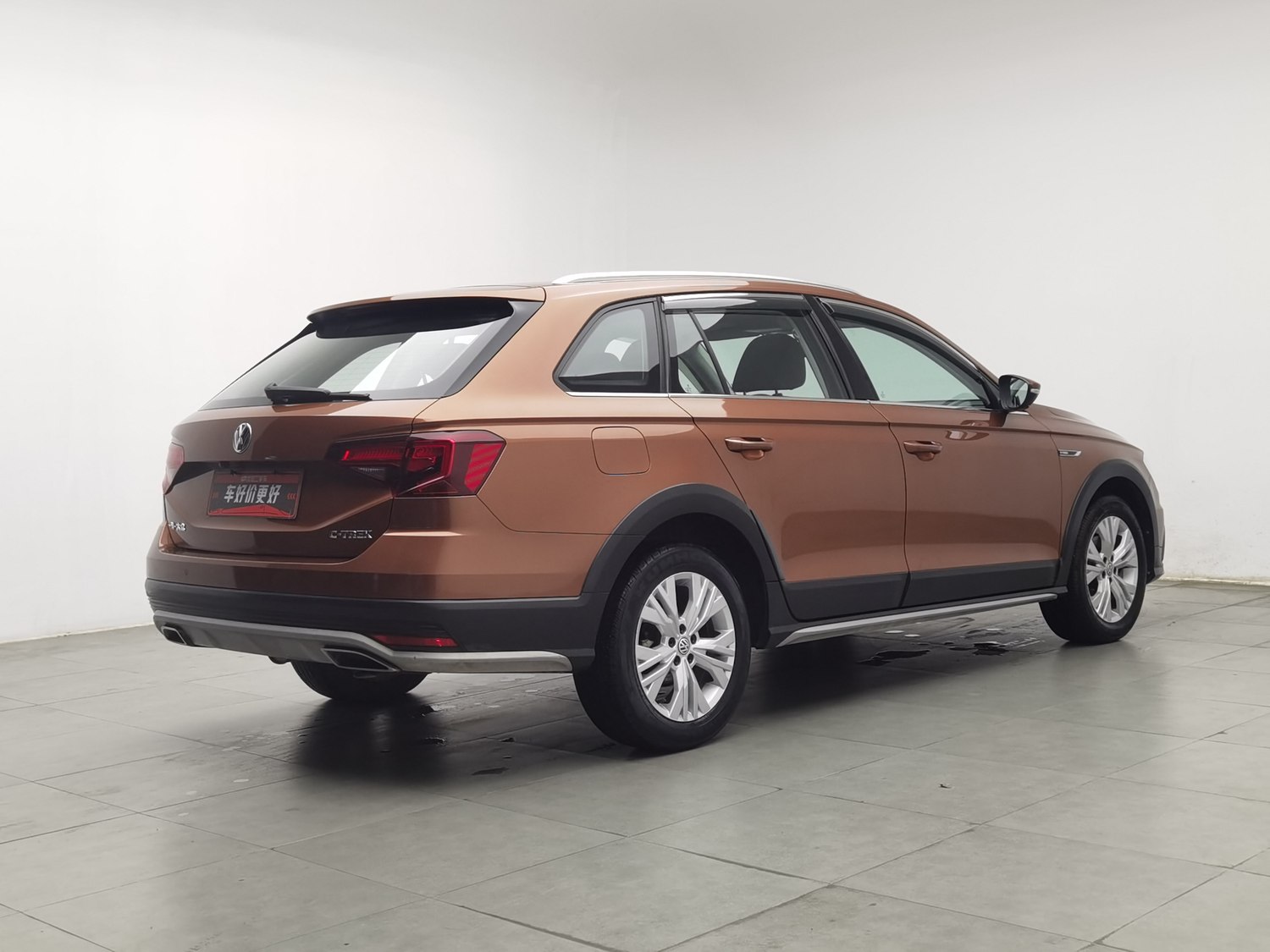 Used Volkswagen C-Trek 2017 1.6 AT