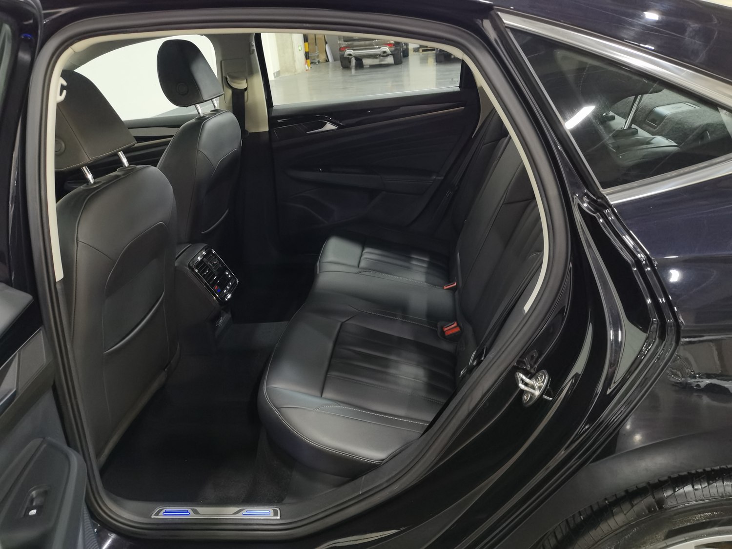 Used Volkswagen Passat EV 2020 1.4 AT