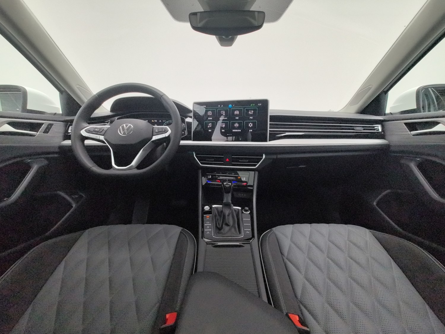 Used Volkswagen Sagitar 2025 1.5 AT