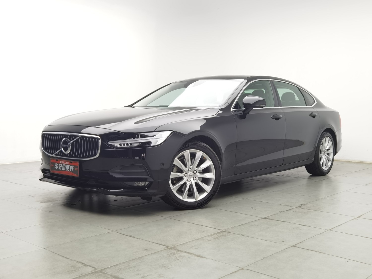 Used Volvo S90 2017 2.0 AT