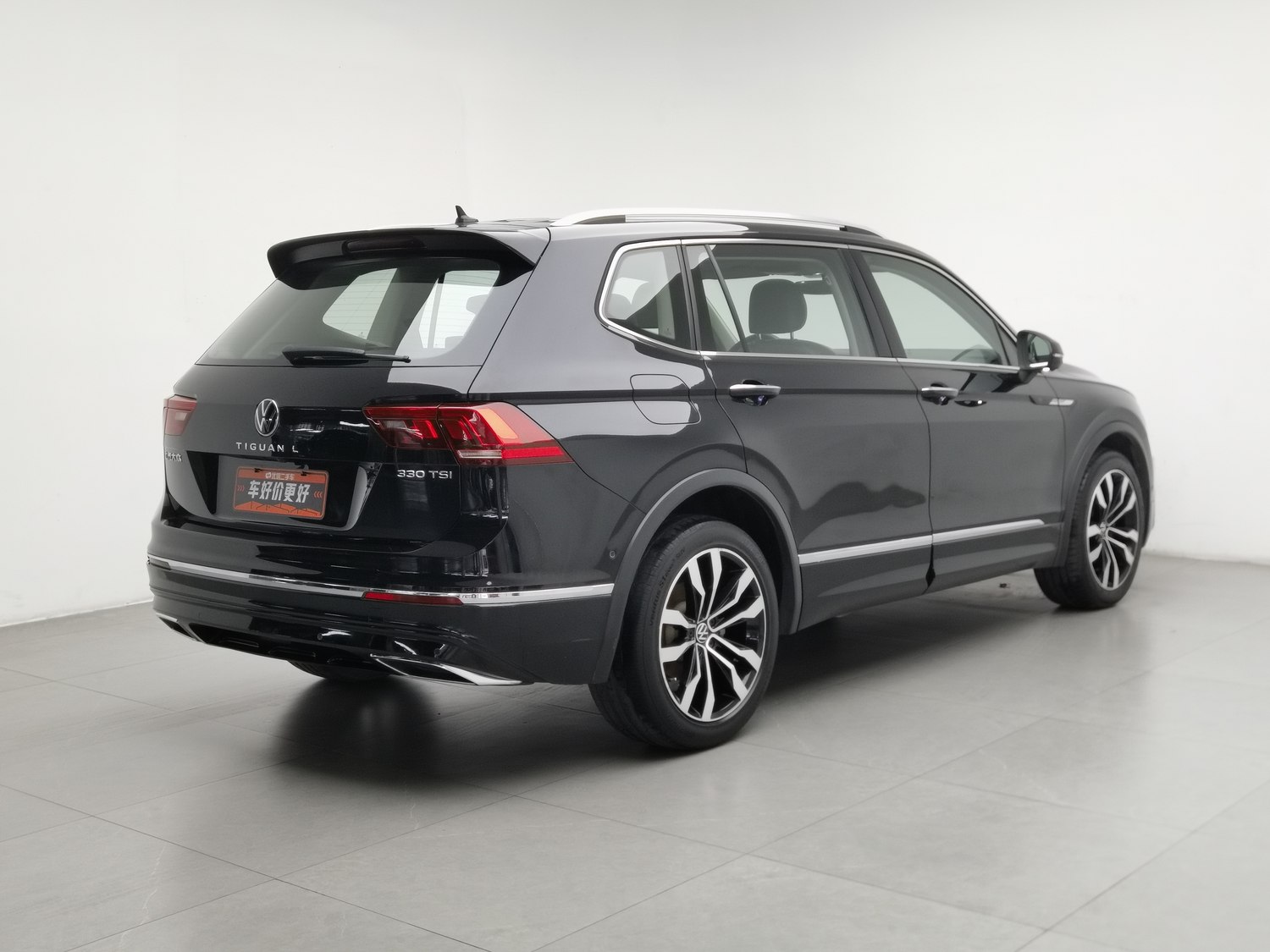 Used Volkswagen Tiguan L 2021 2.0 AT