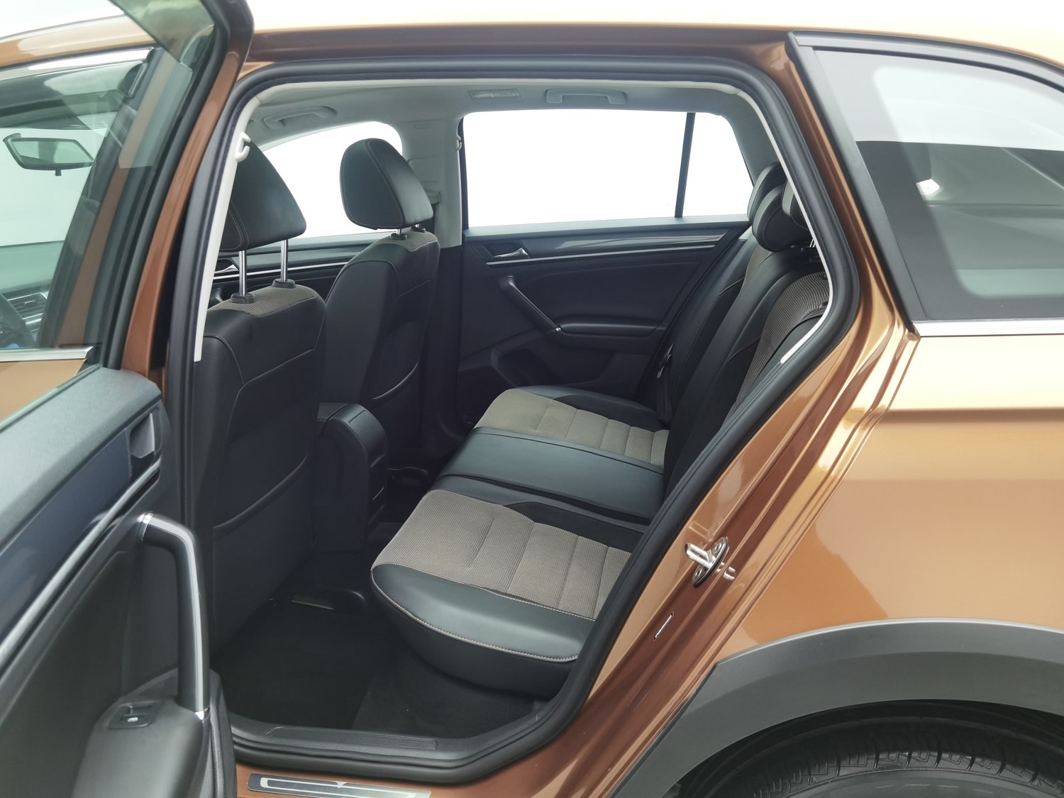 Used Volkswagen C-Trek 2017 1.6 AT