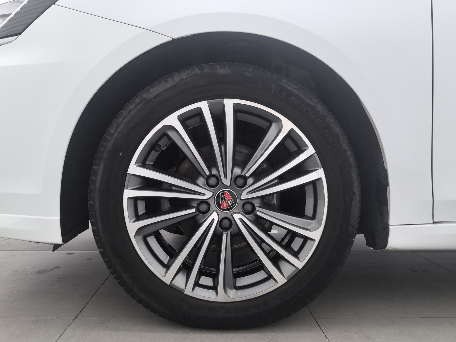 Used Roewe i6 2019 1.6 AT